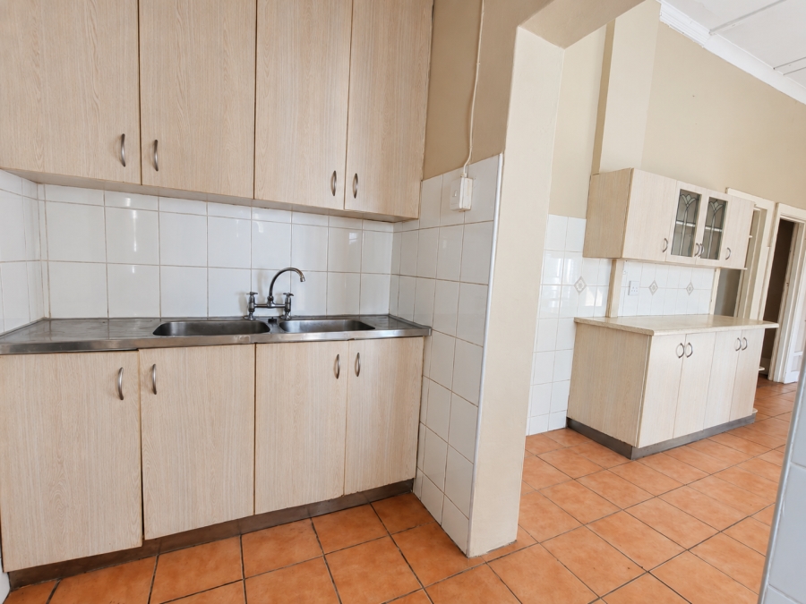 To Let 3 Bedroom Property for Rent in Cambridge Eastern Cape